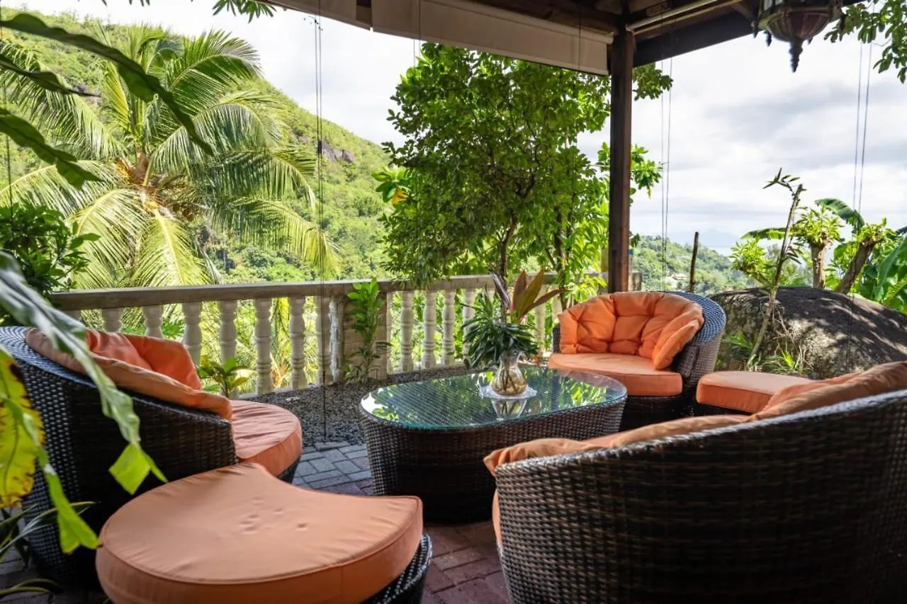 Spacious House With Shared Pool In Machabee 0*,