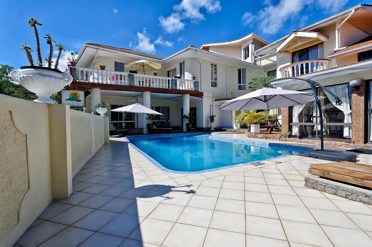 Spacious House With Shared Pool In Machabee Seychelles